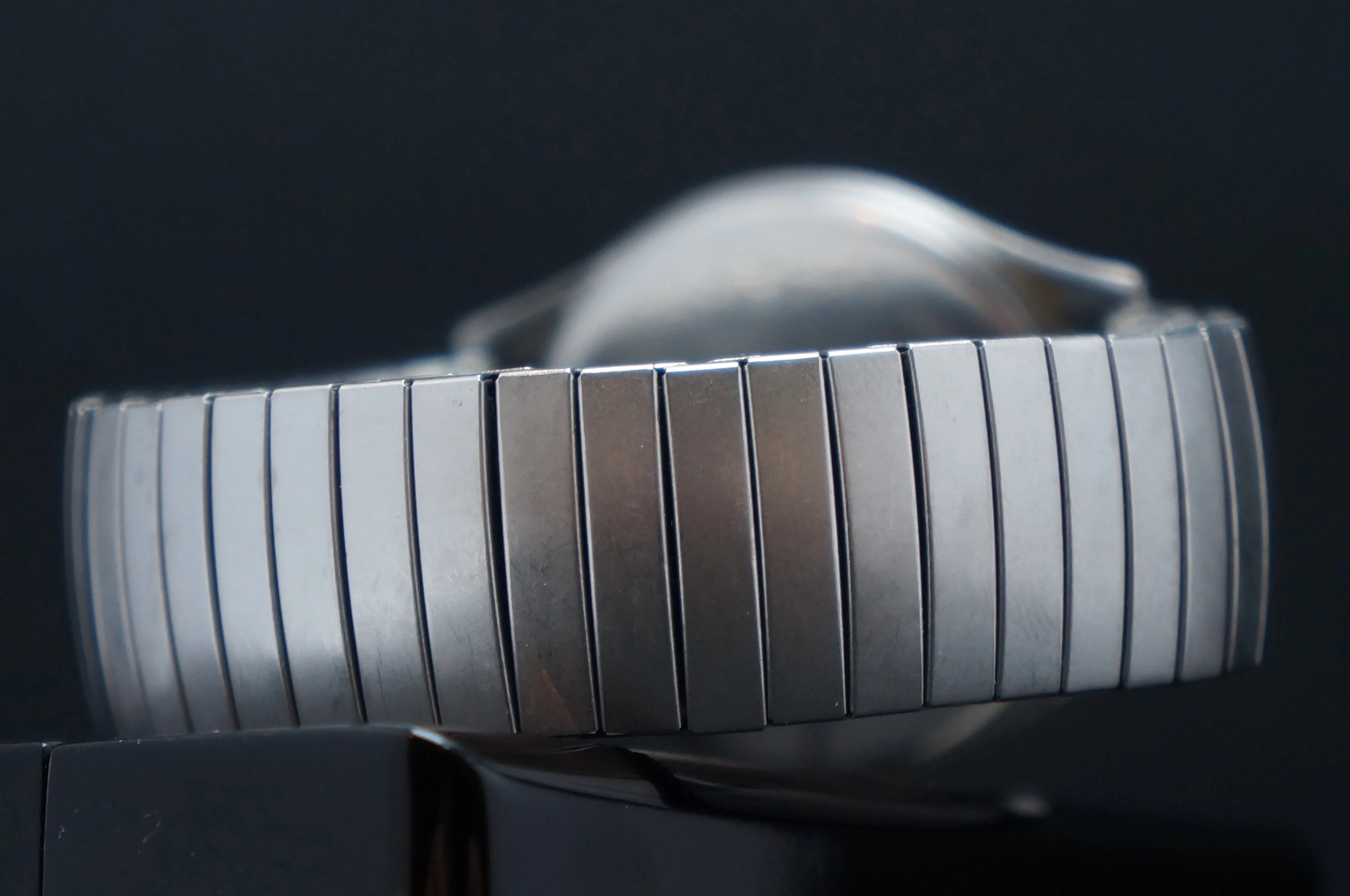 zegarek-meski-atlantic-seabase-6031-opis-ksztalt-koperty-okragla