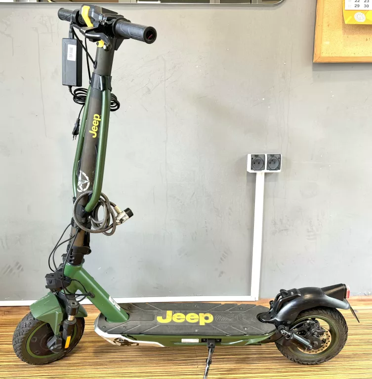 HULAJNOGA ELEKTRYCZNA JEEP 2XE ADVENTURER 40KM 350W AMORTYZACJA 10"