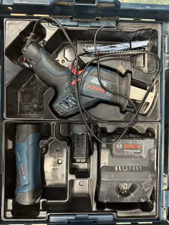 ZESTAW BOSCH, PIŁA GSA 10,8 V-LI, LATARKA, AKU, BOX