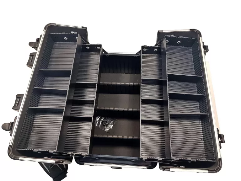 skrzynka-na-narzedzia-macallister-stan-uzywany