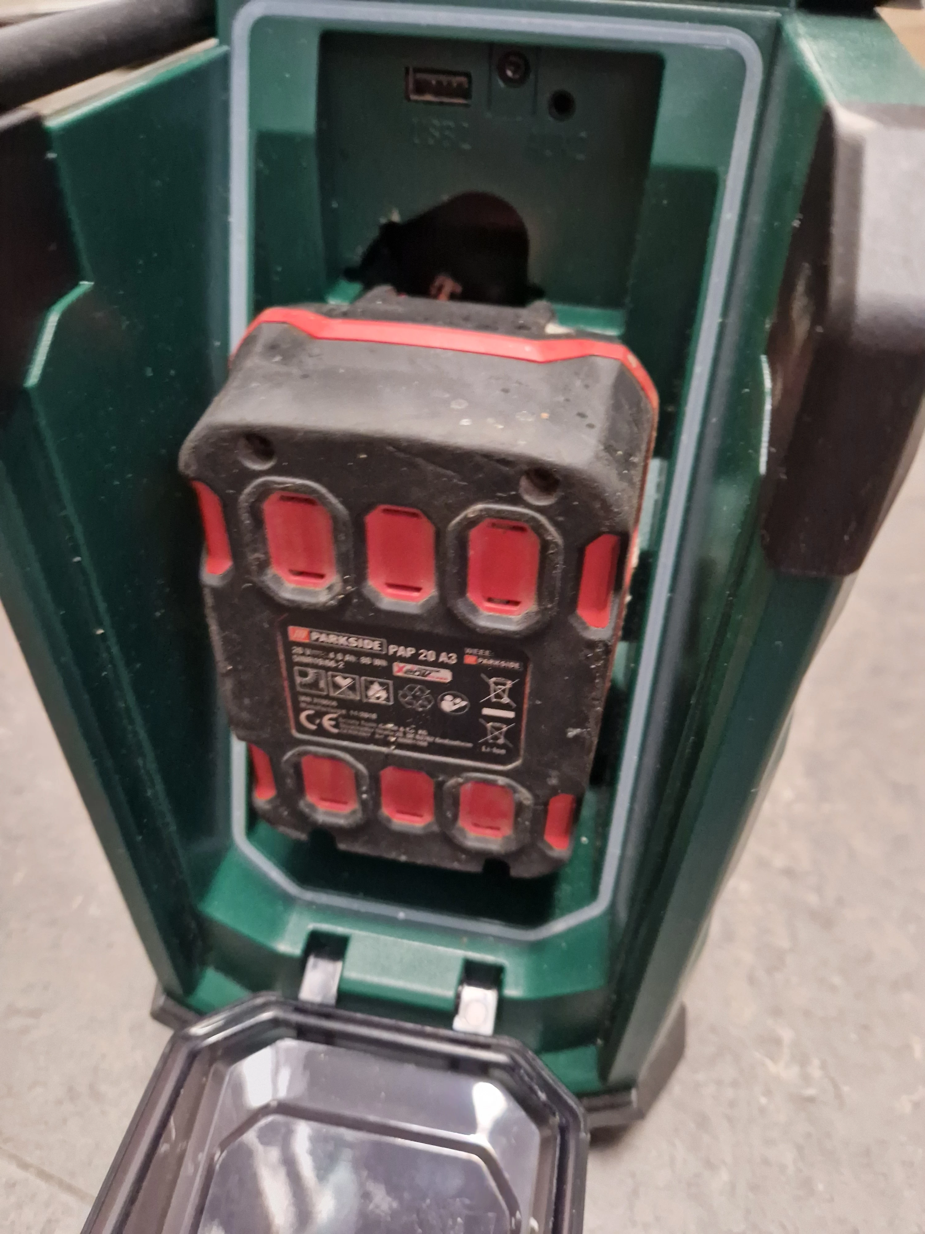 akumulatorowe-radio-budowlane-parkside-pbra-20-li-b2-dab-dab-fm-20v-stan-uzywany