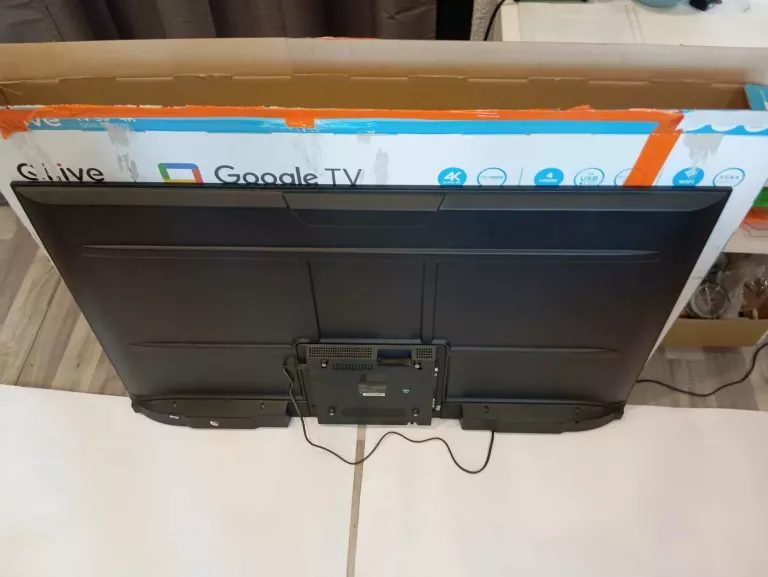 TELEWIZOR QILIVE 55CALI Q55UA231B KOMPLET