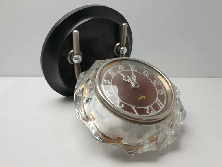 zegar-mechaniczny-majak-made-in-ussr-stan-nie-wymaga-renowacji