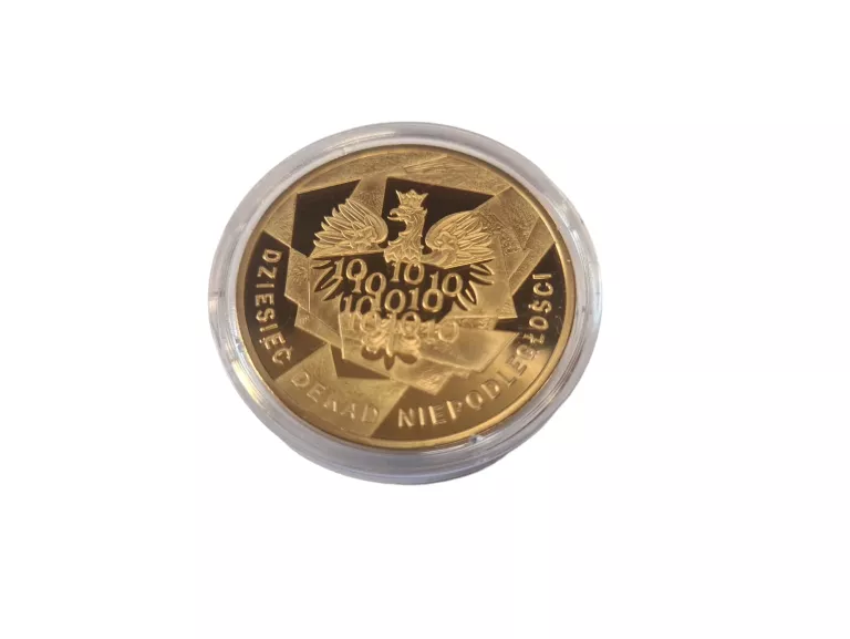 MEDAL OKOLICZNOŚCIOWY DZIESIĘĆ DEKAD NIEPODLEGŁOŚCI