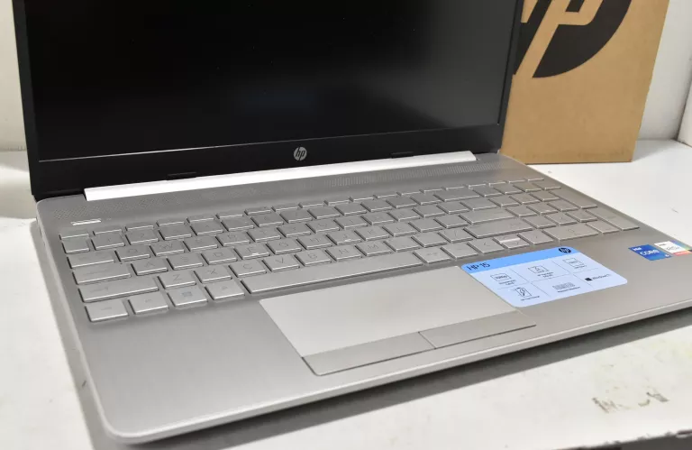 LAPTOP HP 15-DW3113NW 15.6" I5-1135G7 8GB RAM 512GB SSD WINDOWS 11 HOME