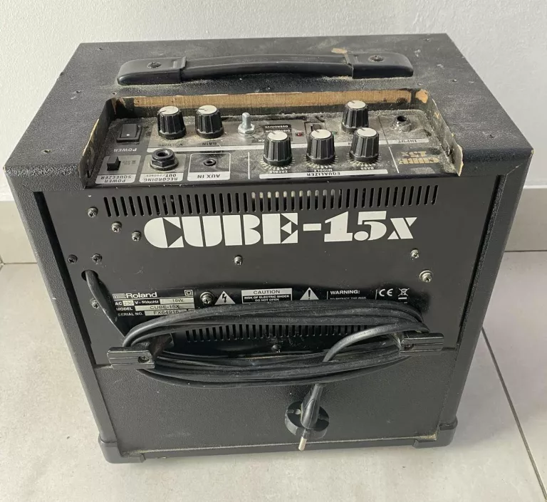 WZMACNIACZ ROLAND CUBE 15X