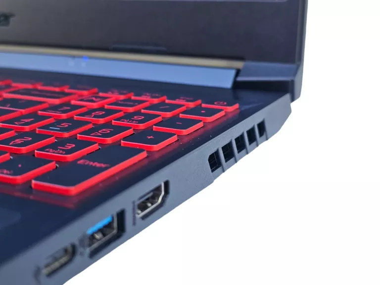 LAPTOP ACER NITRO 5 I5 11 GEN/GF GTX 3050/16GB RAM/512 SSD + ZASILACZ