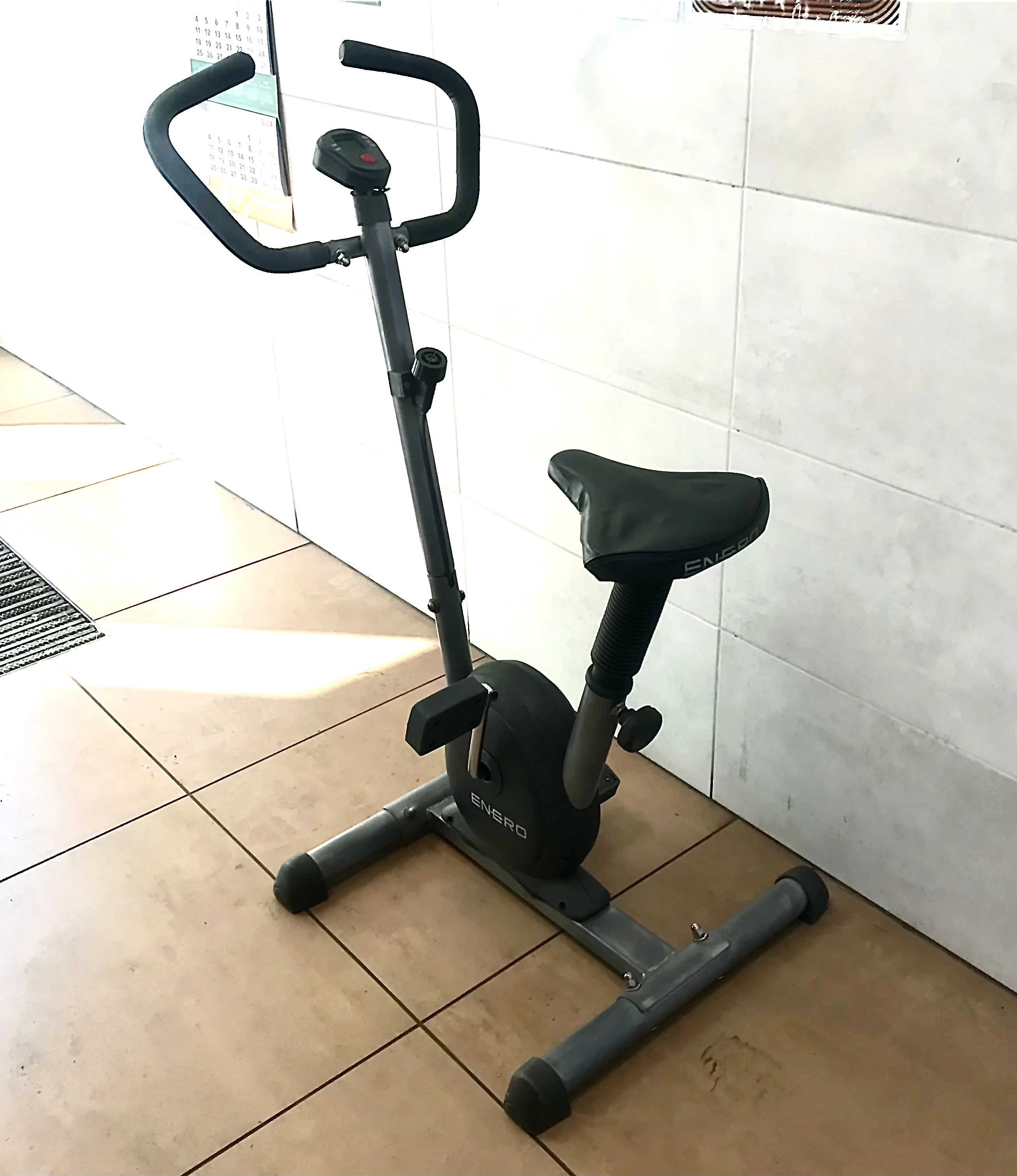 rowerek-treningowy-enero-wolnosci-336-zabrze-sj