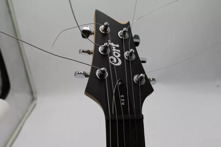 GITARA ELEKTRYCZNA CORT KX5 CZARNA