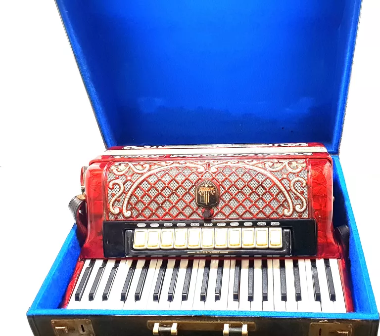 AKORDEON HORCH DELUXE 120 BAS 4 CHÓRY + WALIZKA