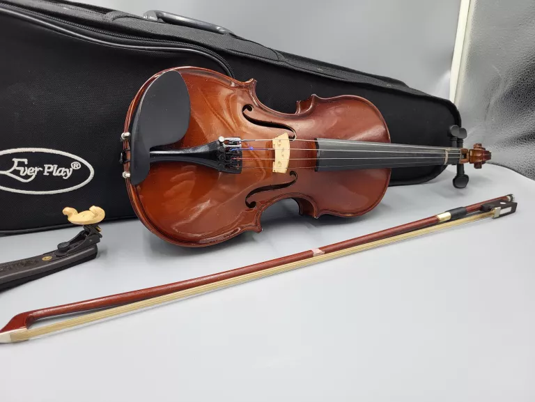 SKRZYPCE EVER PLAY SOLOIST + FUTERAŁ