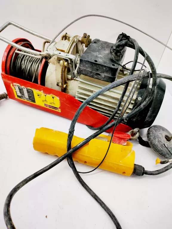 ELEKTRYCZNA WCIĄGARKA LINOWA, DO 200 KG