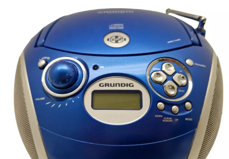 RADIO CD FM BOOMBOX GRUNDIG RCD 1440 USB
