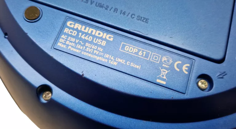 RADIO CD FM BOOMBOX GRUNDIG RCD 1440 USB