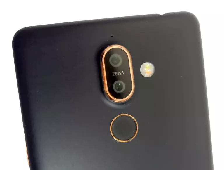 TELEFON NOKIA 7 PLUS