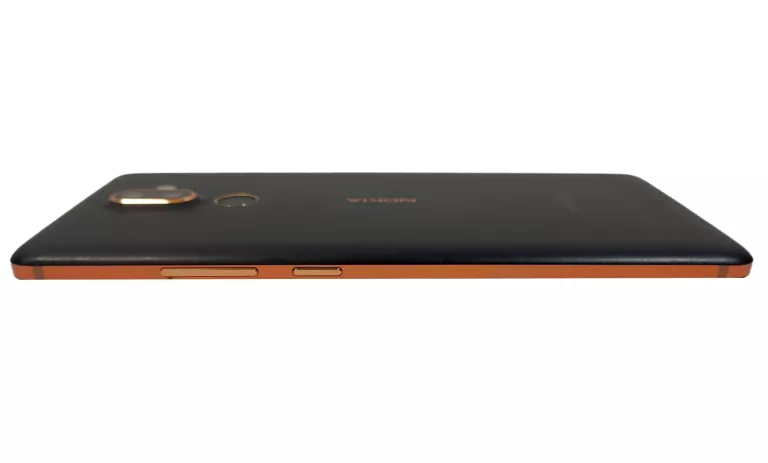 TELEFON NOKIA 7 PLUS