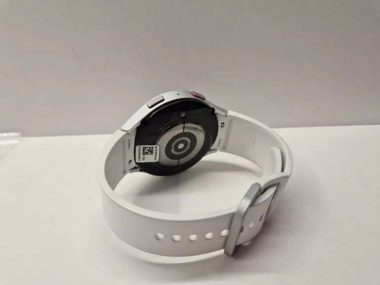 smartwatch-samsung-watch-5-kpl-z-paragonem-15-07-2023-pudelko-zlacza-brak