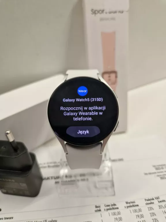 smartwatch-samsung-watch-5-kpl-z-paragonem-15-07-2023-pudelko-stan-uzywany