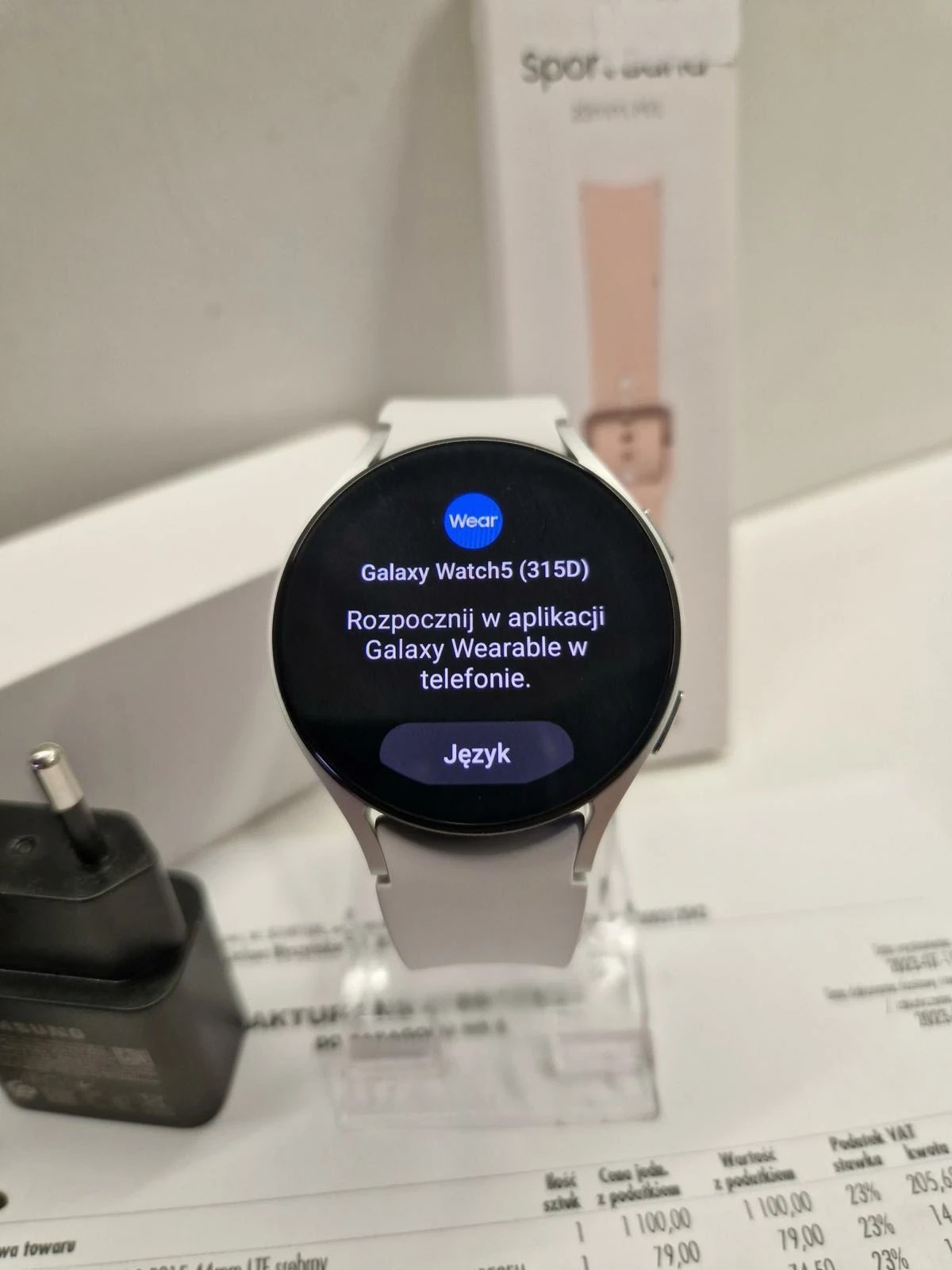 smartwatch-samsung-watch-5-kpl-z-paragonem-15-07-2023-pudelko-stan-uzywany