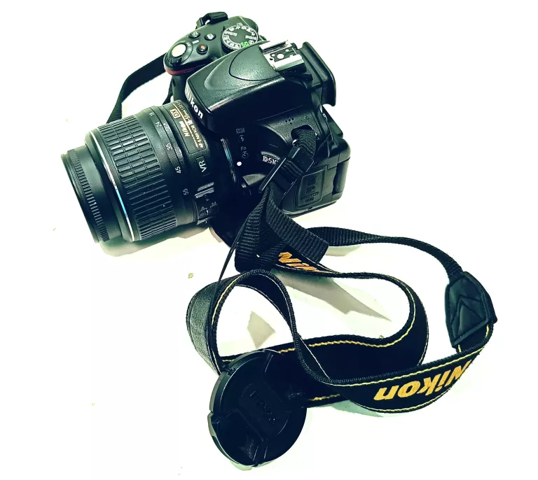 APARAT NIKON D5100