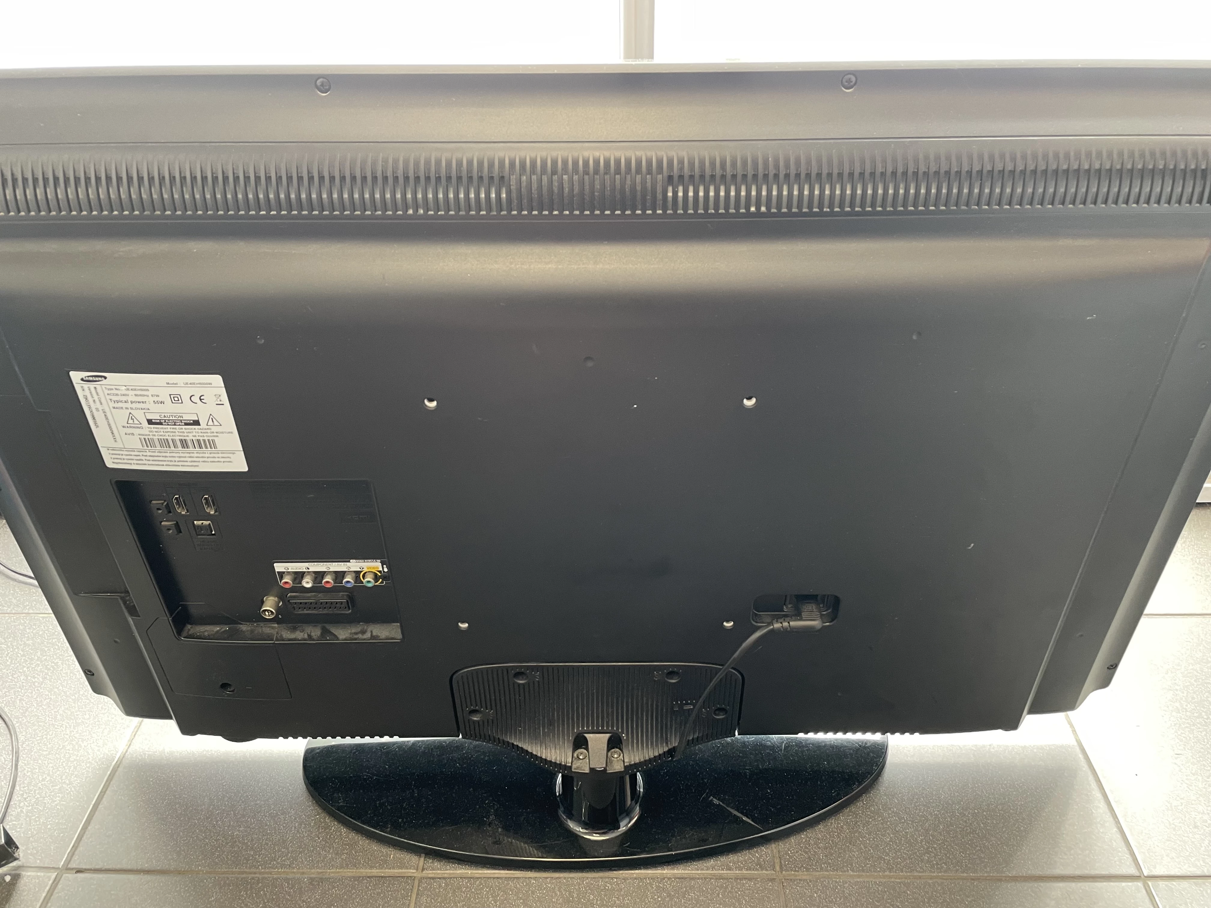 telewizor-samsung-ue40eh5000w-marka-samsung