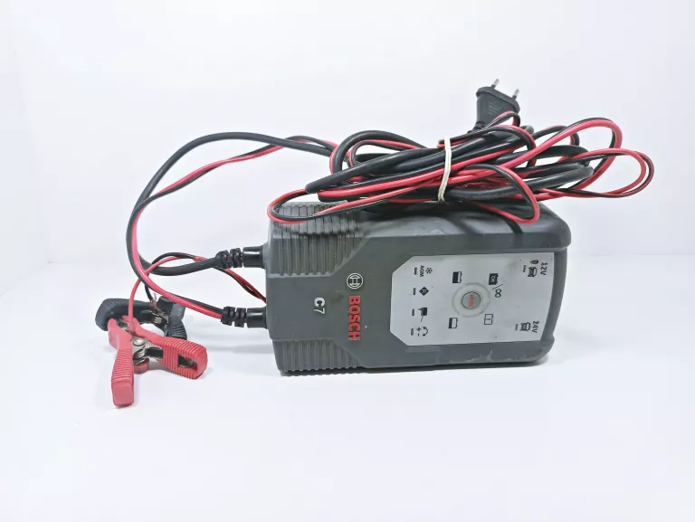 BOSCH C7 PROSTOWNIK AKUMULATOROWY ŁADOWARKA 12V/24