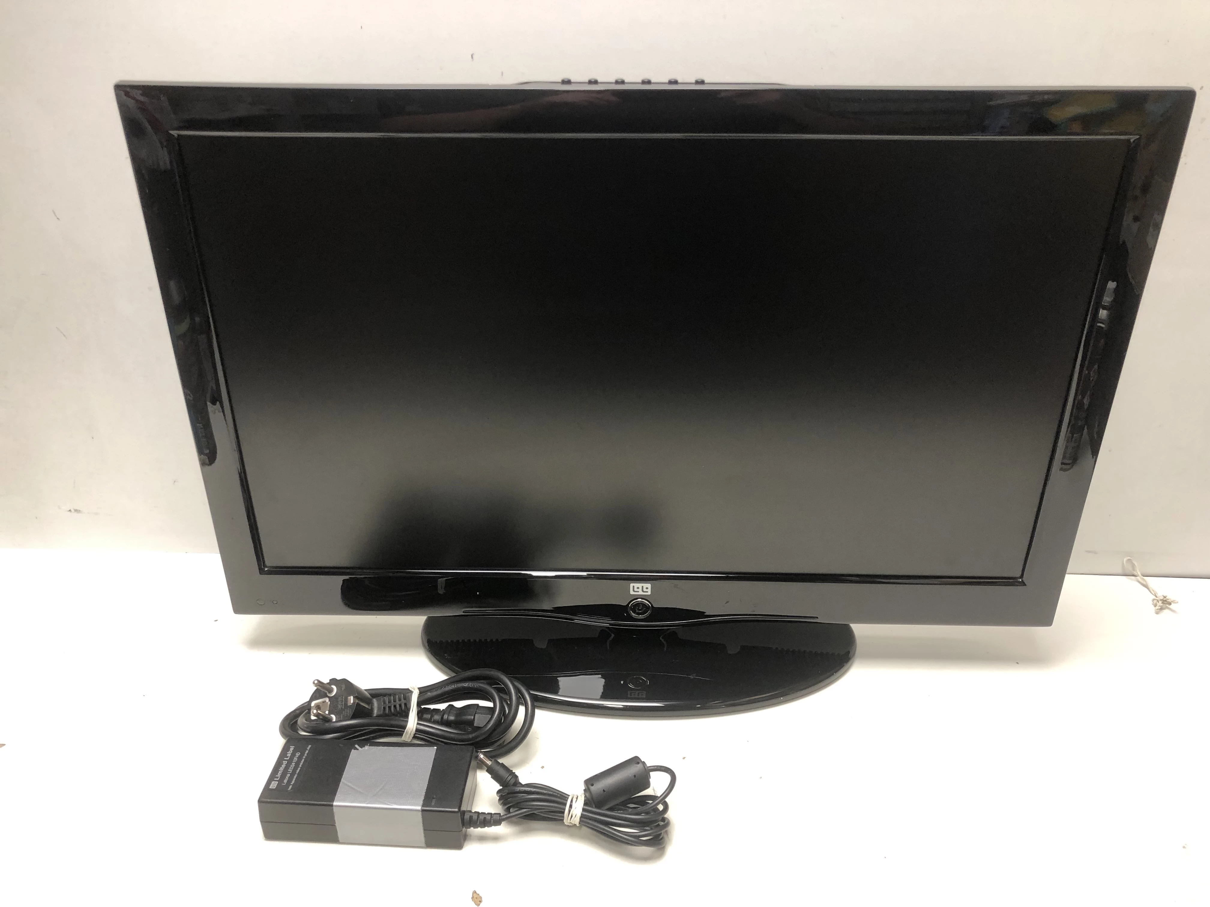 monitor-limited-label-led2410fhd-osiedle-teatralne-3u15-krakow