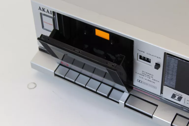 MAGNETOFON KASETOWY AKAI HX A351W