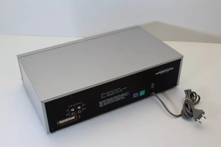 MAGNETOFON KASETOWY AKAI HX A351W