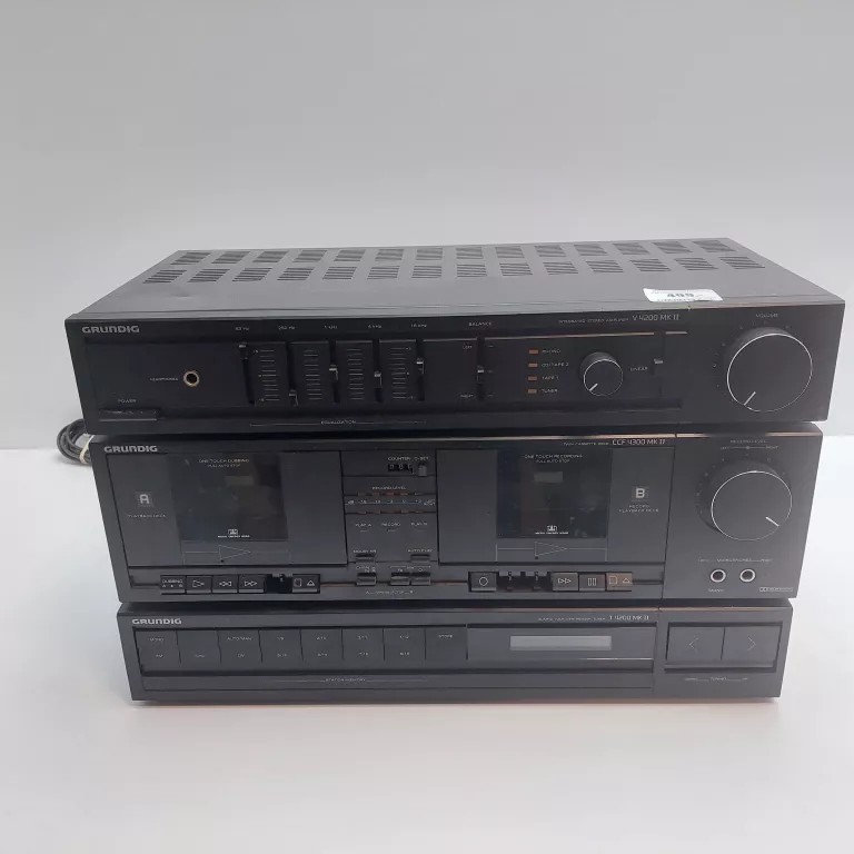 MAGNETOFON+TUNER GRUNDIG CCF4300-T4200