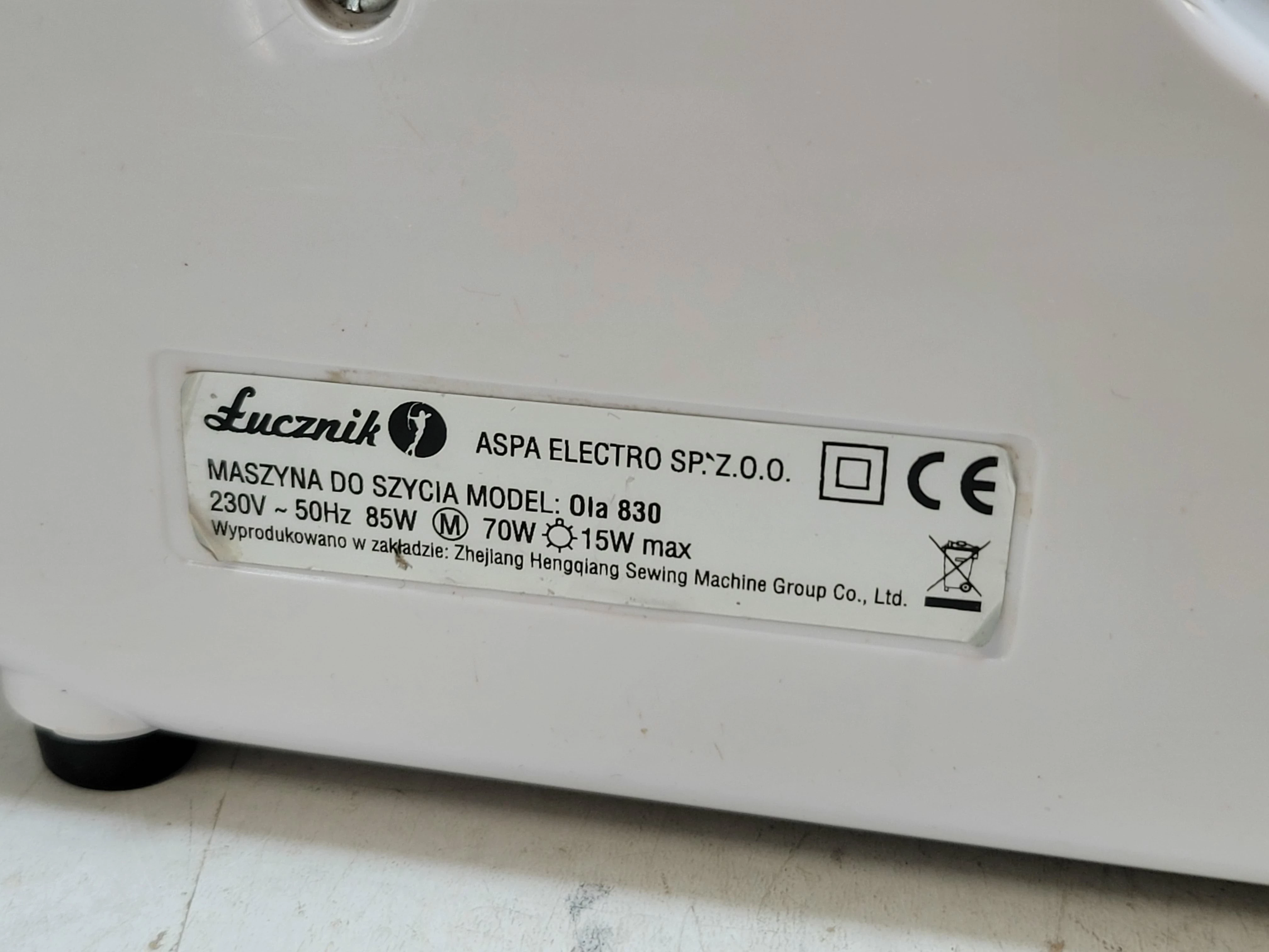 maszyna-do-szycia-lucznik-ola-830-stan-uzywany