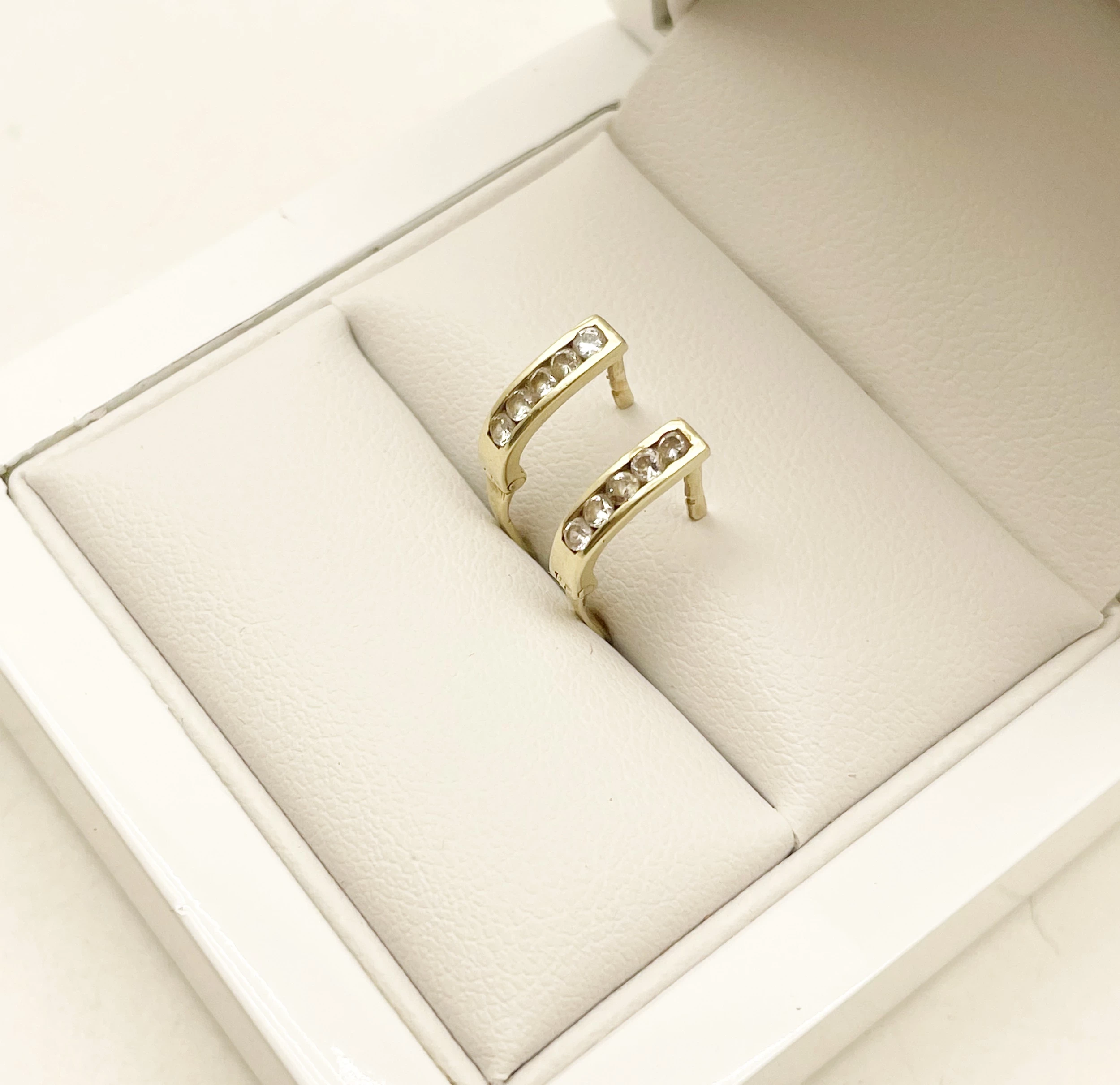 zlote-kolczyki-z-cyrkoniami-p585-117g-obornicka-59-sj-wroclaw