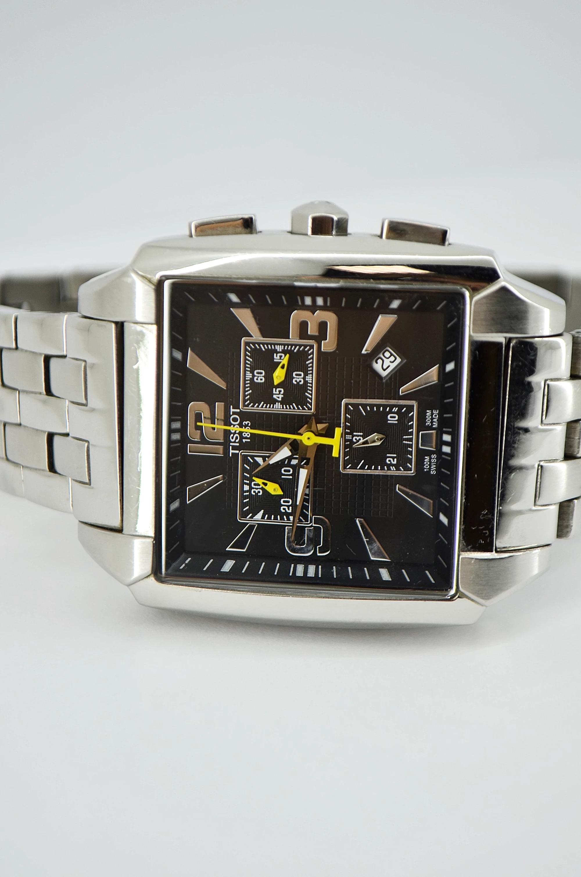 zegarek-tissot-1853-michael-owen-limited-edition-wodoszczelnosc-100m-wr100