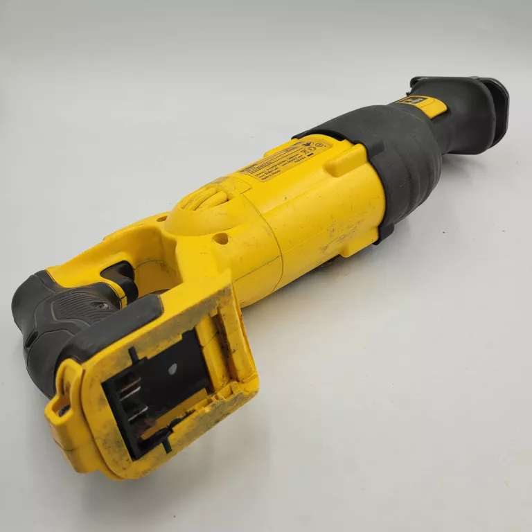 PIŁA SZABLASTA DEWALT DCS380 TYPE 2 SPRAWNA! POLECAM!