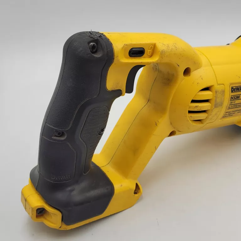 PIŁA SZABLASTA DEWALT DCS380 TYPE 2 SPRAWNA! POLECAM!