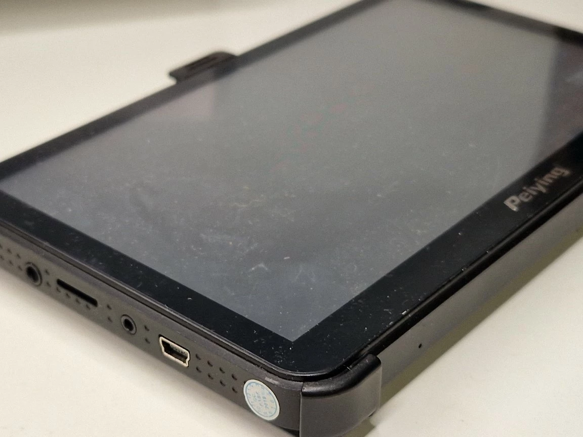 nawigacja-samochodowa-peiying-py-gps7013-uszkodzona-rodzaj-214006-1030072