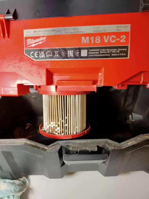 ODKURZACZ MILWAUKEE M18 VC