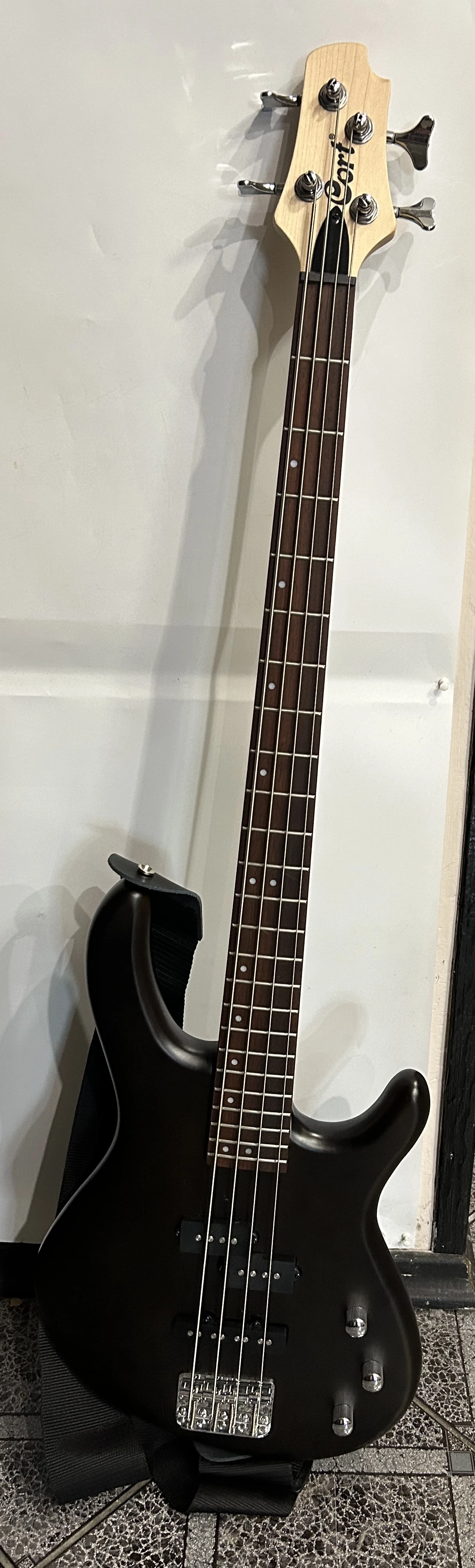 GITARA BASOWA CORT ACTION PJ OPB + KOREKTORY + OKABLOWANIE | Basowe ...