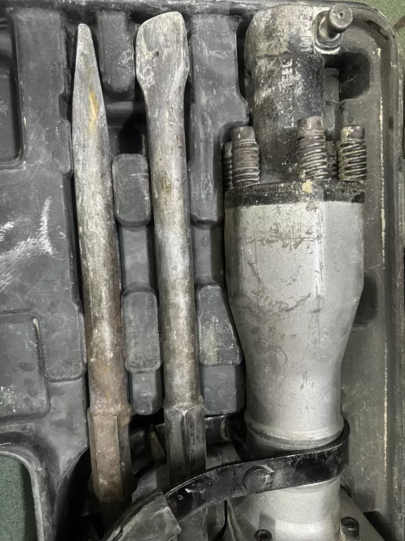 mlot-wyburzeniowy-titan-ttb280drh-walizka-marka-titan