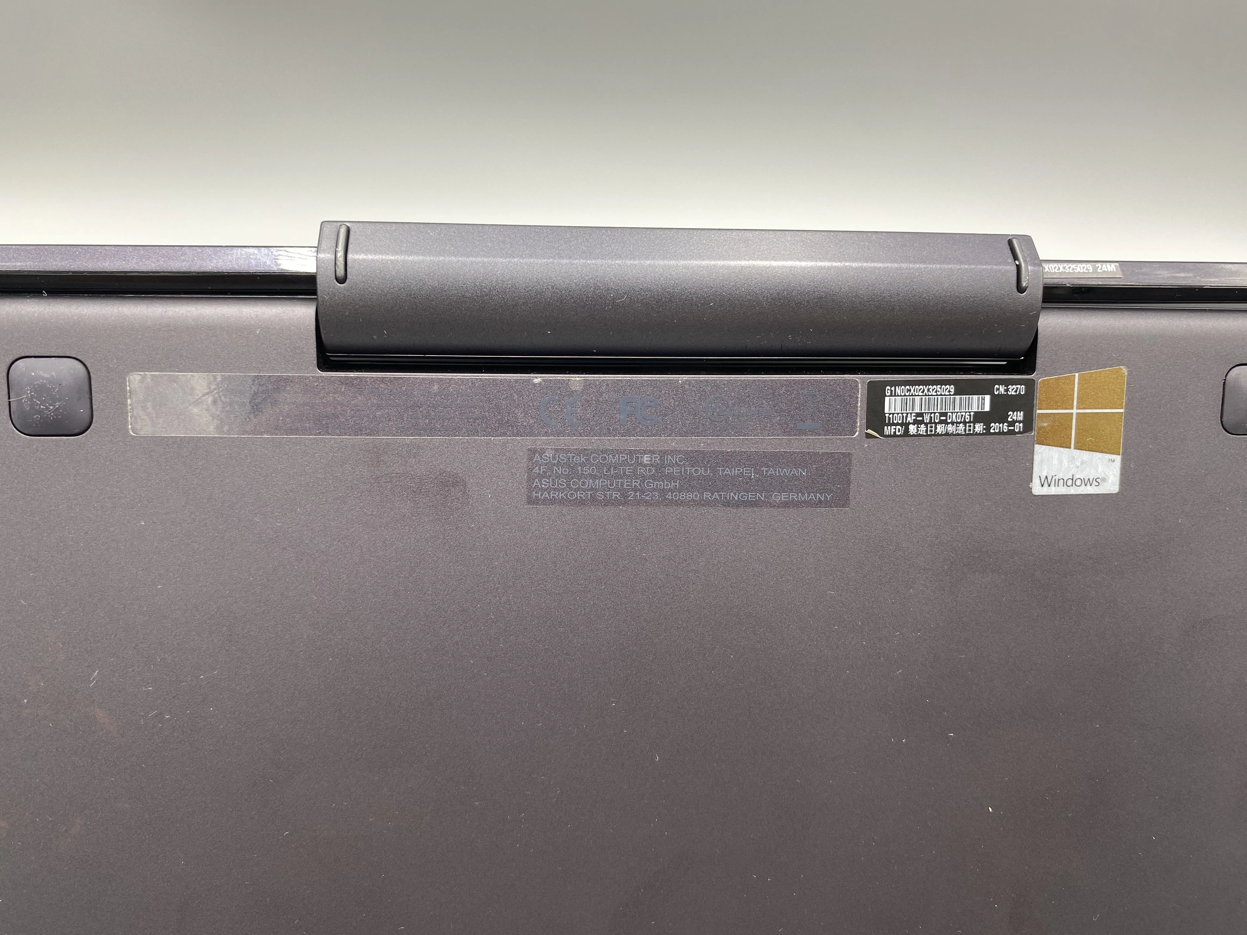 laptop-asus-transformer-book-t100taf-101-intel-atom-2-gb-32-gbpudelk-wielkosc-pamieci-ram-2-gb