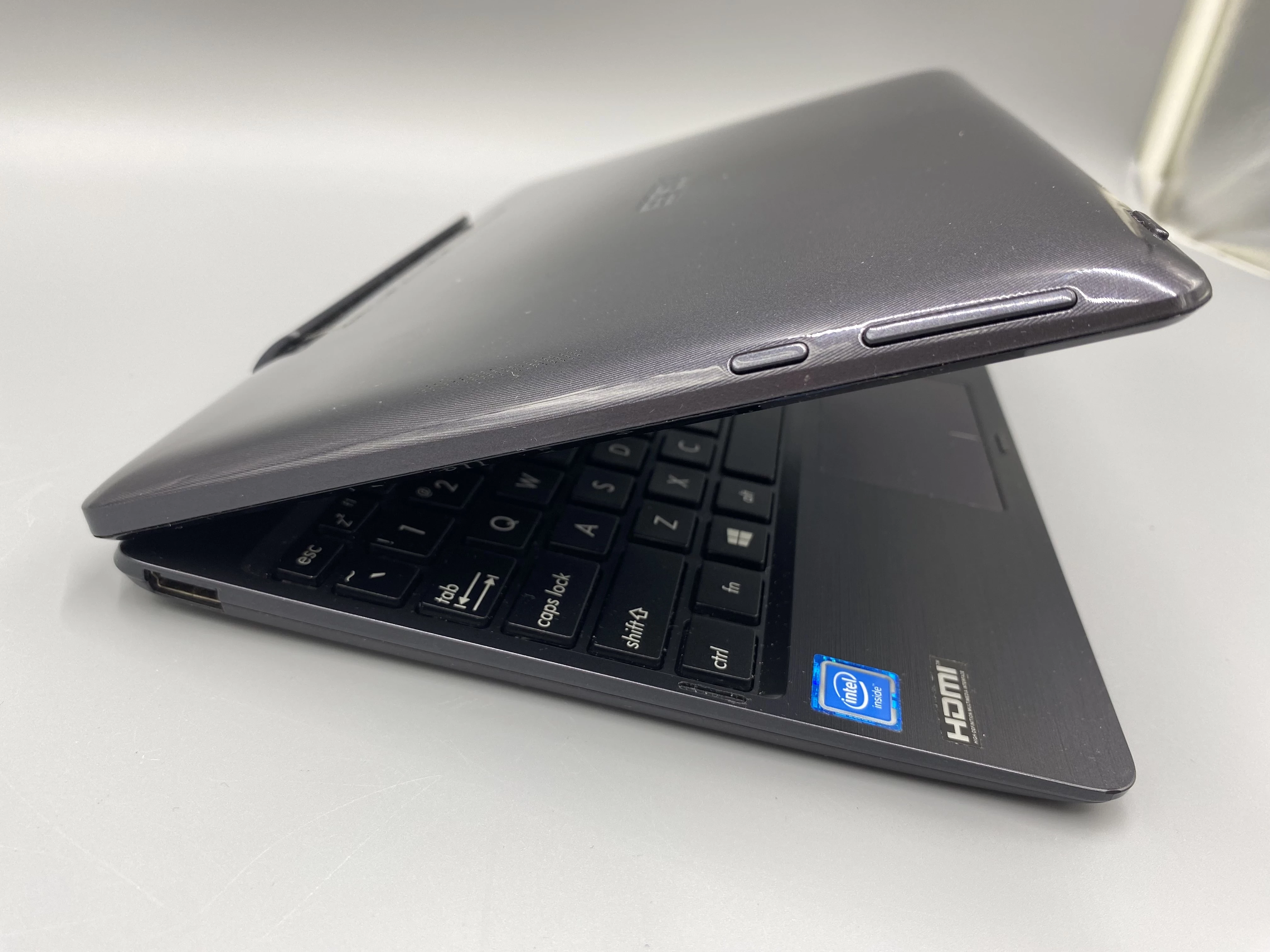 laptop-asus-transformer-book-t100taf-101-intel-atom-2-gb-32-gbpudelk-przekatna-ekranu-101