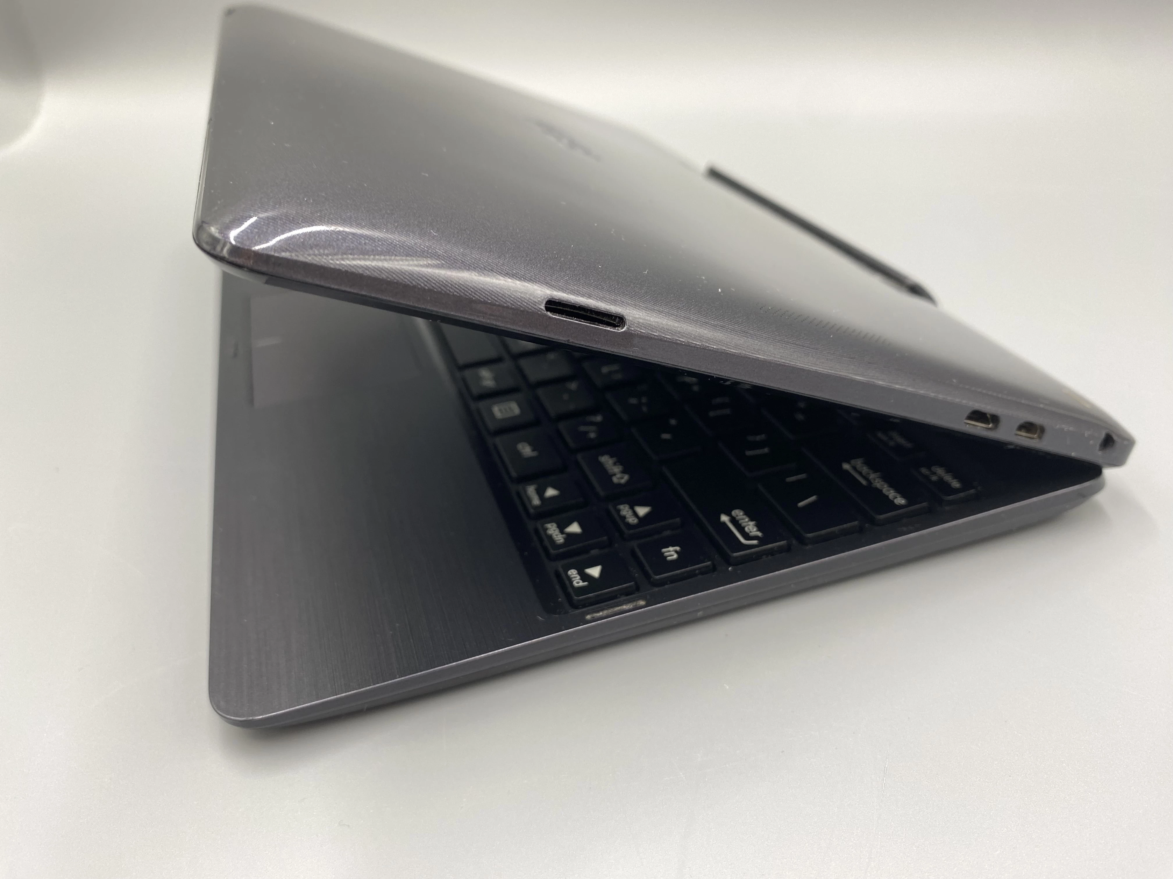 laptop-asus-transformer-book-t100taf-101-intel-atom-2-gb-32-gbpudelk-rozdzielczosc-px-1366-x-768