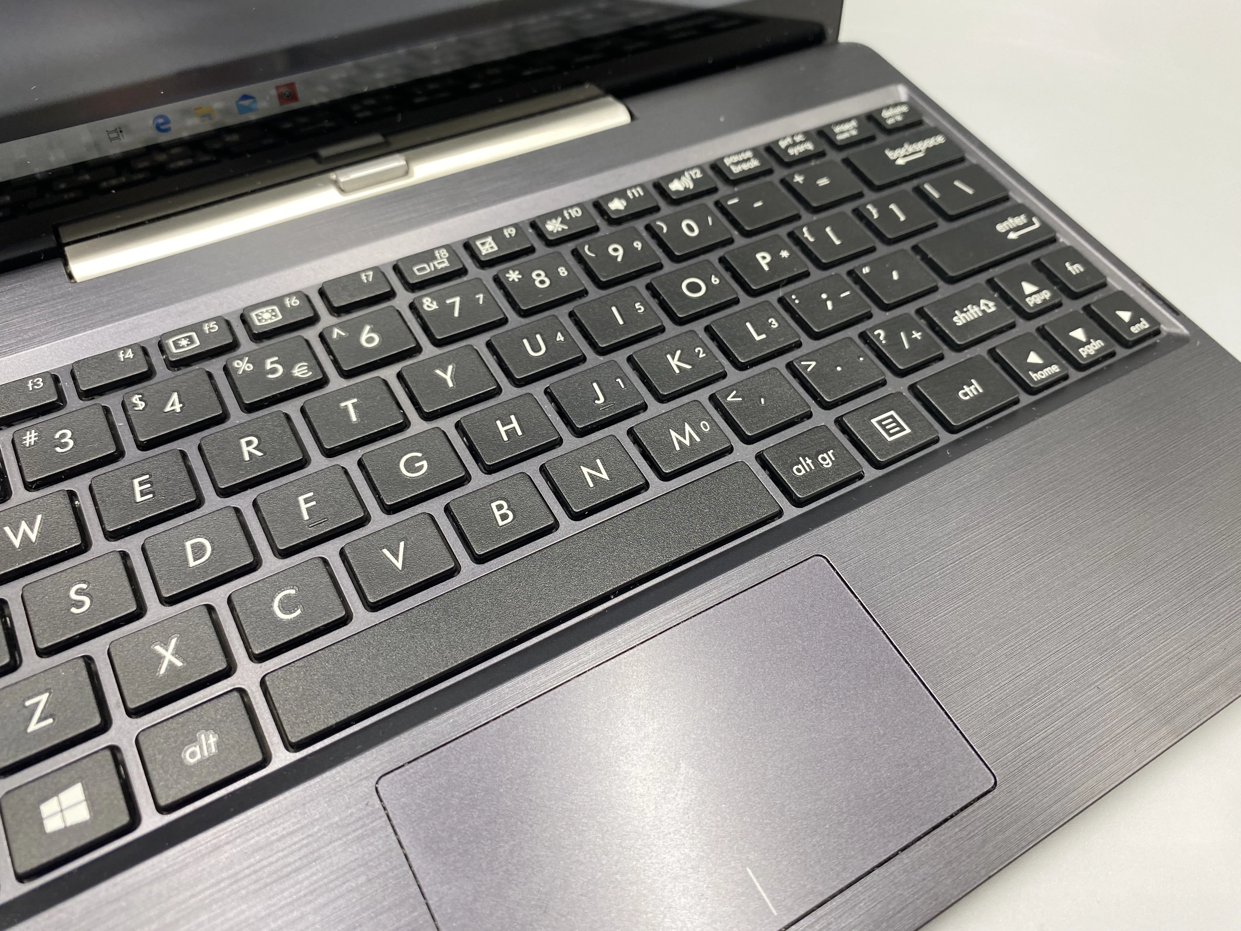 laptop-asus-transformer-book-t100taf-101-intel-atom-2-gb-32-gbpudelk-kod-producenta-t100t