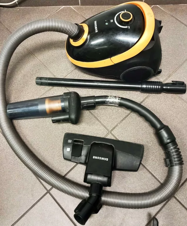 odkurzacz-samsung-sc54f5-kolor-dominujacy-czarny