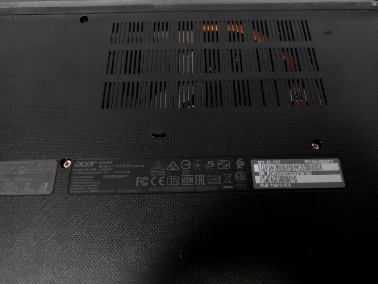 ACER ASPIRE 3 A315-23-R7Z7 @RAM20GB / RYZEN 5 3500U / 512GB @OPIS!