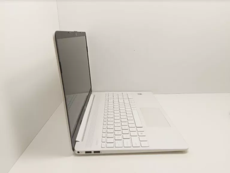 LAPTOP HP 15S-FQ2011NW 15,6 WYPRZEDAŻ OKAZJA