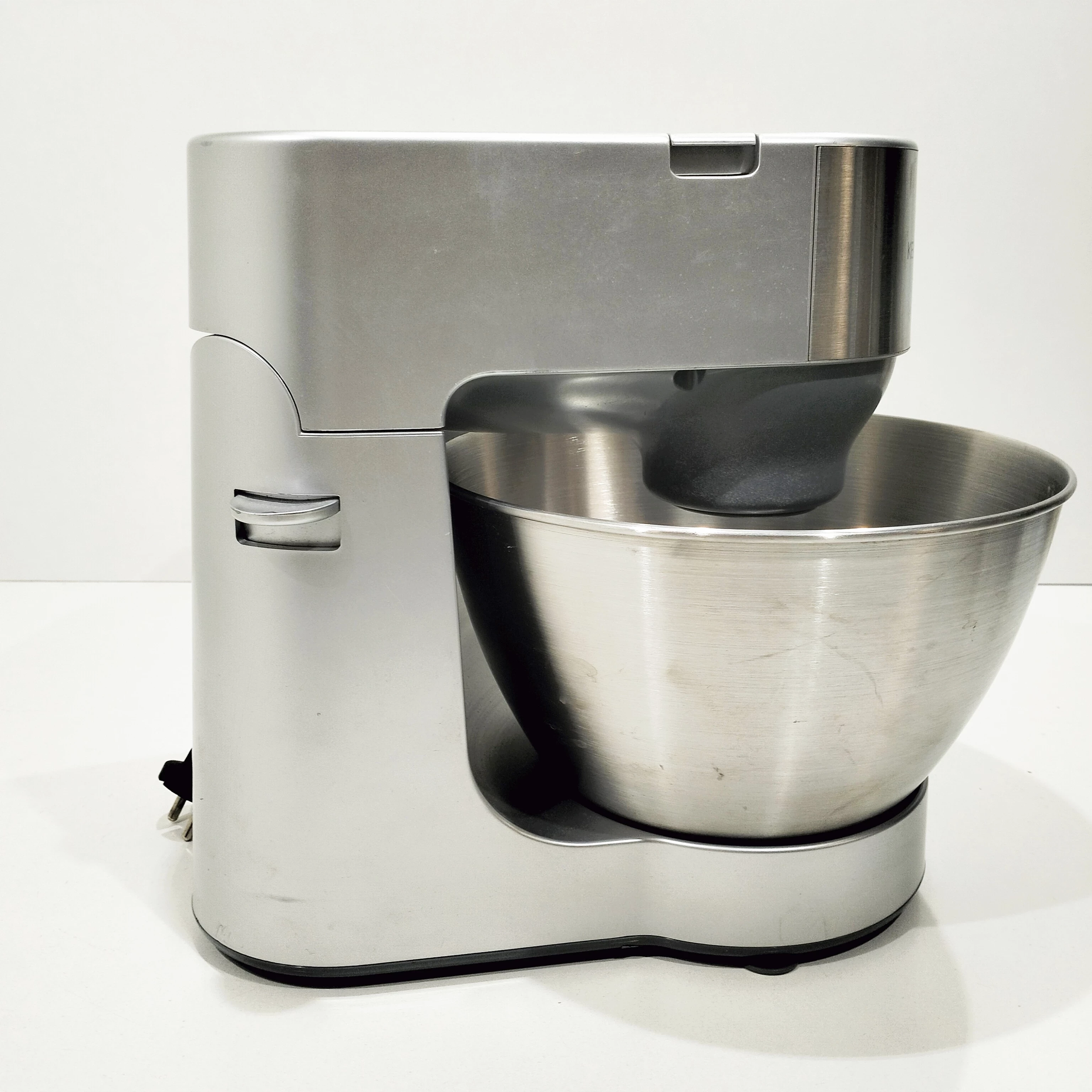 robot-kuchenny-planetarny-kenwood-km280-stan-11323-2