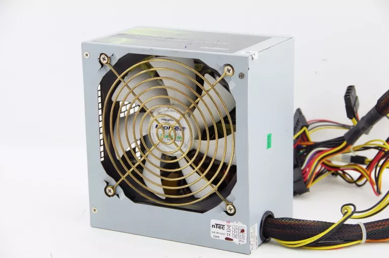 ZJAWISKOWY ZASILACZ QOLTEC SILENTLINE 400W