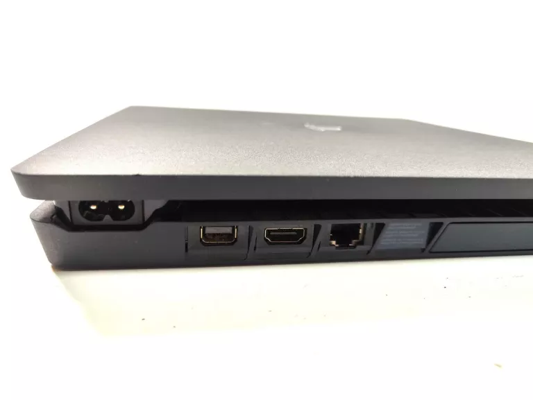 KONSOLA PS4 SLIM 500 GB + ZAS+ HDMI PUD