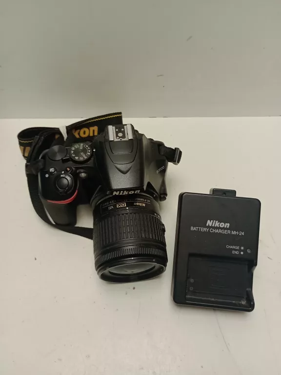 NIKON D3500 BODY + OBIEKTYW NIKON 18-55MM